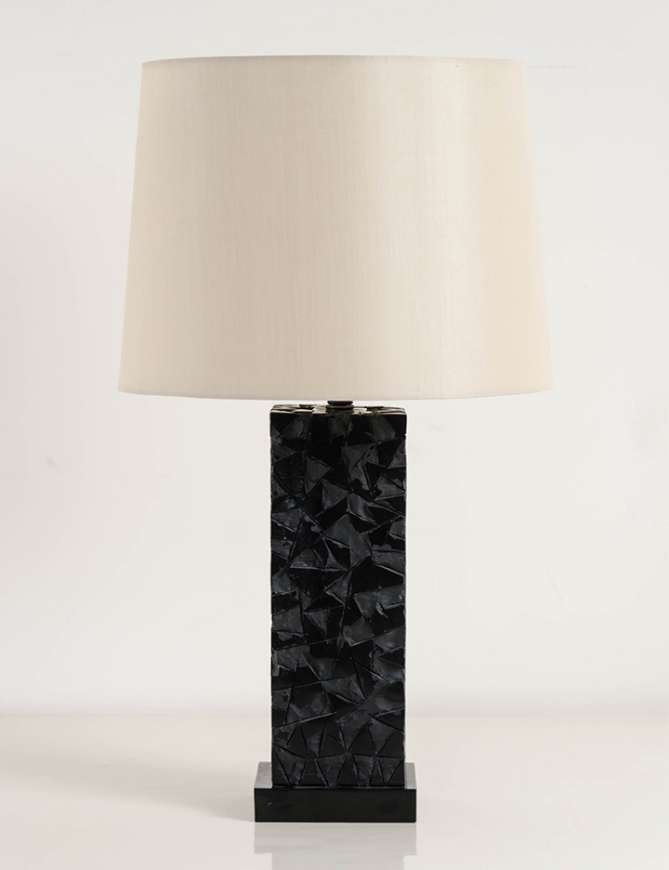 Picture of CHISEL DESIGN BLACK STONE LAMP