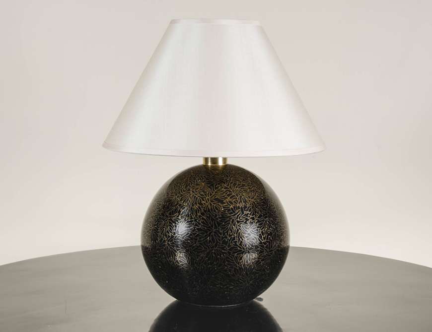Picture of BLACK LEAF JARLET LAMP