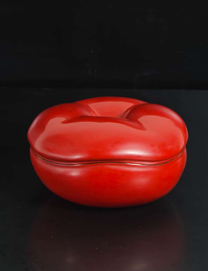Picture of PERSIMMON BOX - RED LACQUER